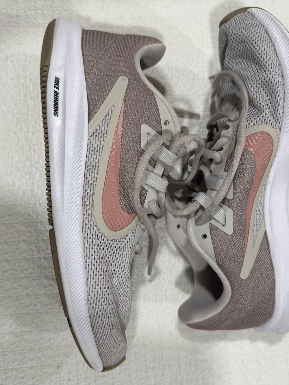 Nike Women’s Mesh Trainer - Light Gray with Pink and Brown Accents